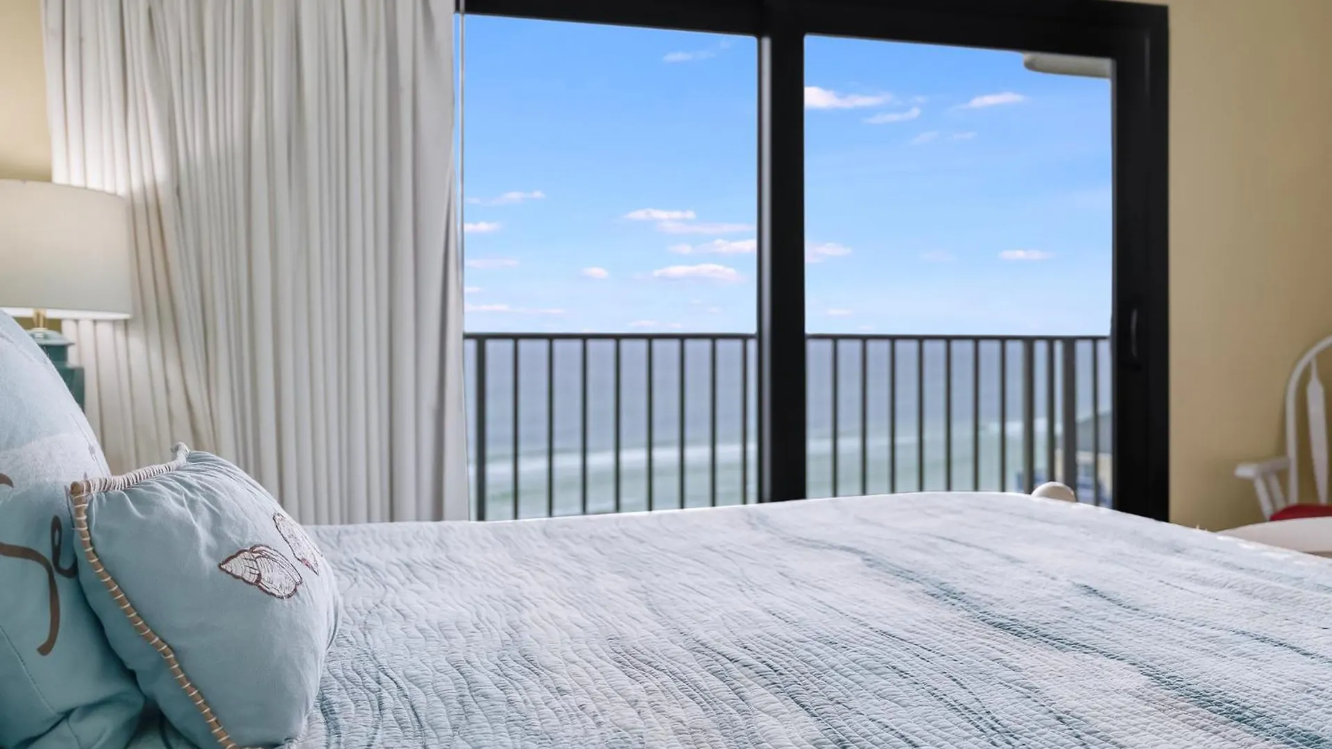 Commodore 605 3 Bedroom 3 Ba With 2 Beachfront Masters Panama Stadt USA